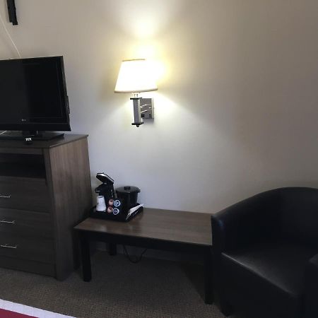 Lakes Area Inn Glenwood Экстерьер фото